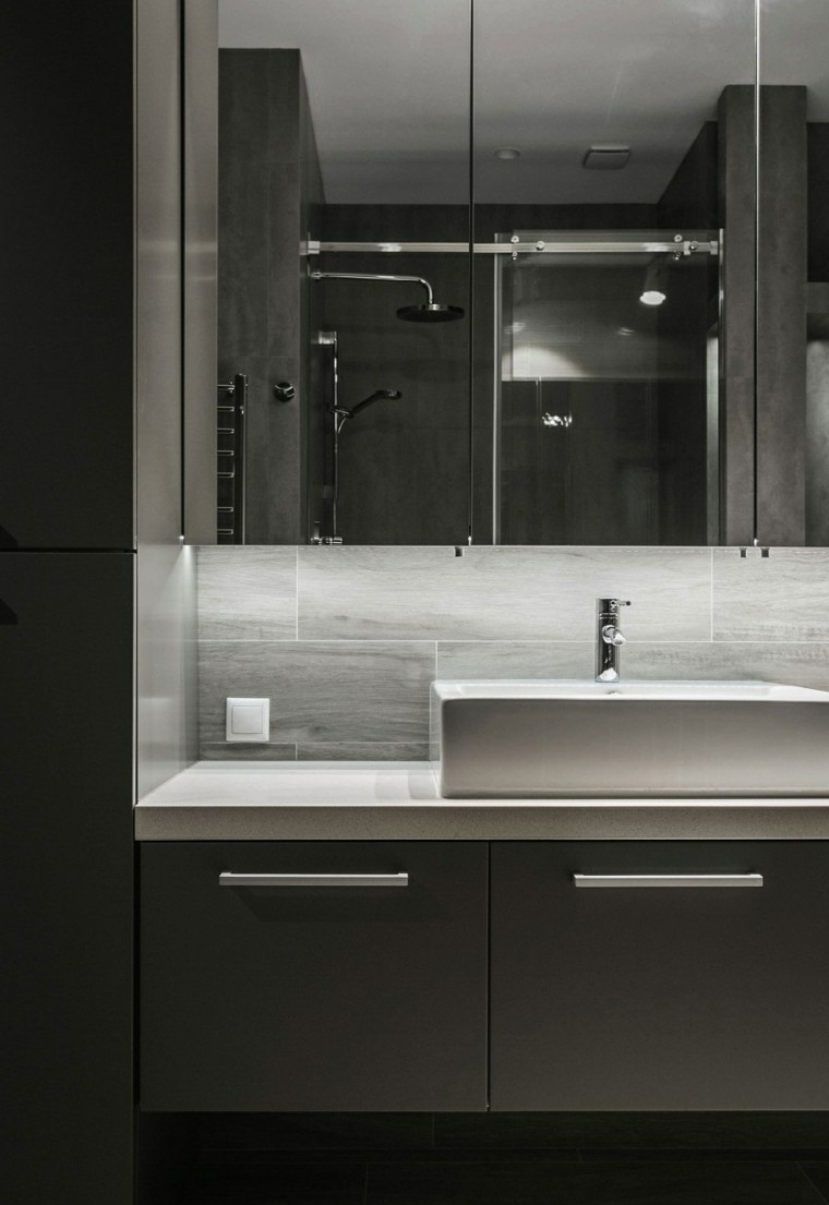 paredes oscuras en el en el baño moderno al estilo minimalista baños minimalistas modernos paredes oscuras ideas