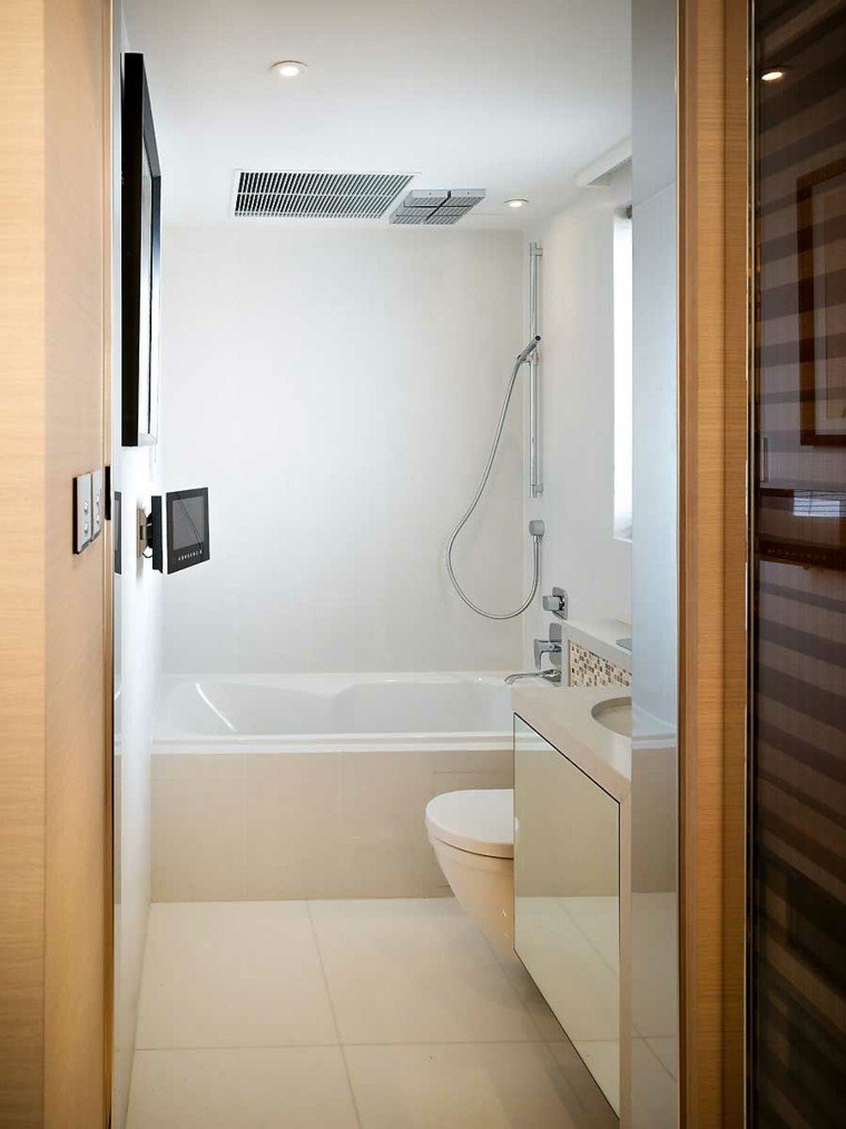 bañera mural ducha moderna blanco