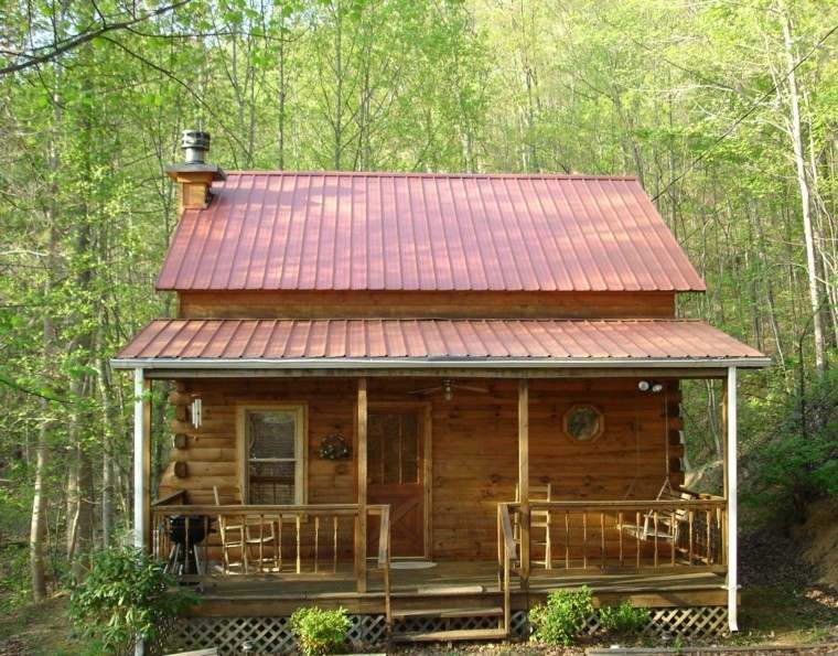 casa cabaña madera tejado rojo