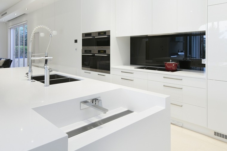 cocina blanca estilo minimalista lavabo moderno ideas