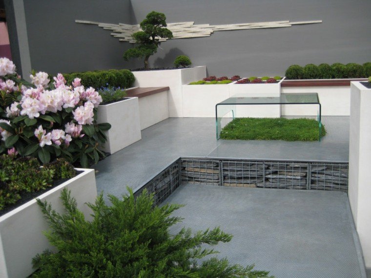diseño jardines pequeños rosa mesa escultura