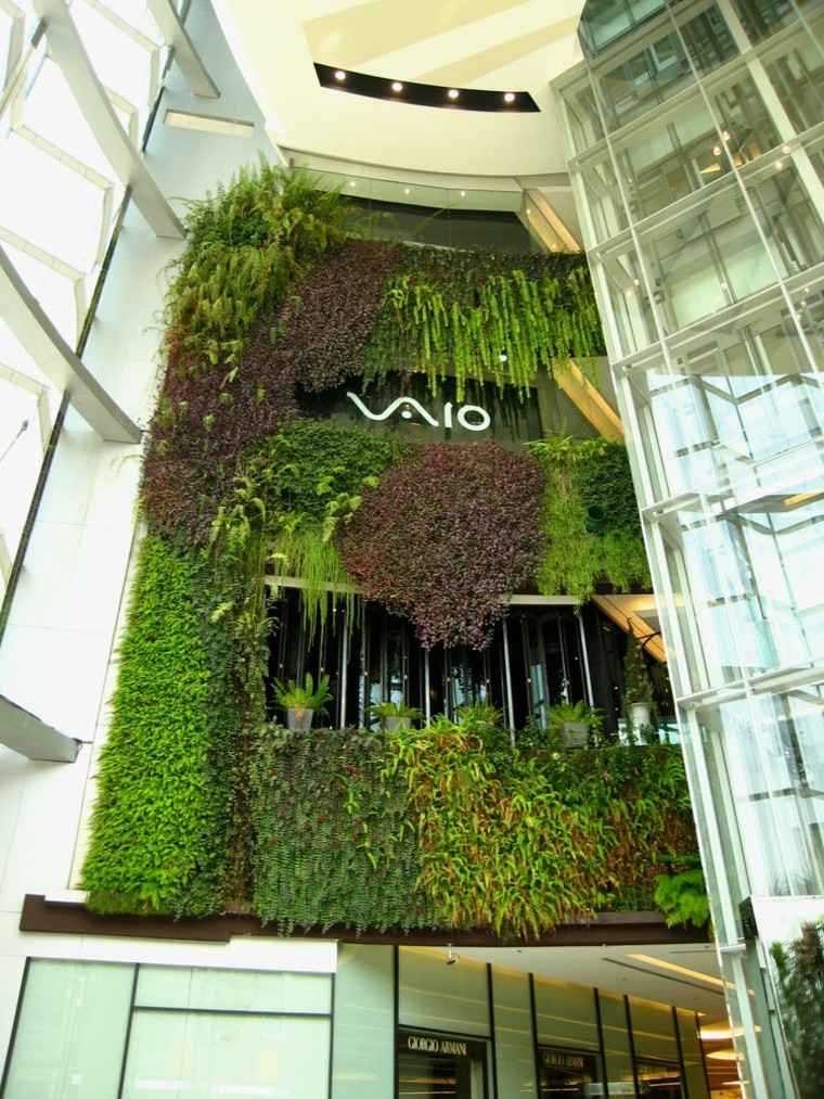 diseño jardines verticales edificio moderno cristales