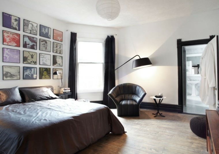 dormitorio cuadros pared sillon negro ideas