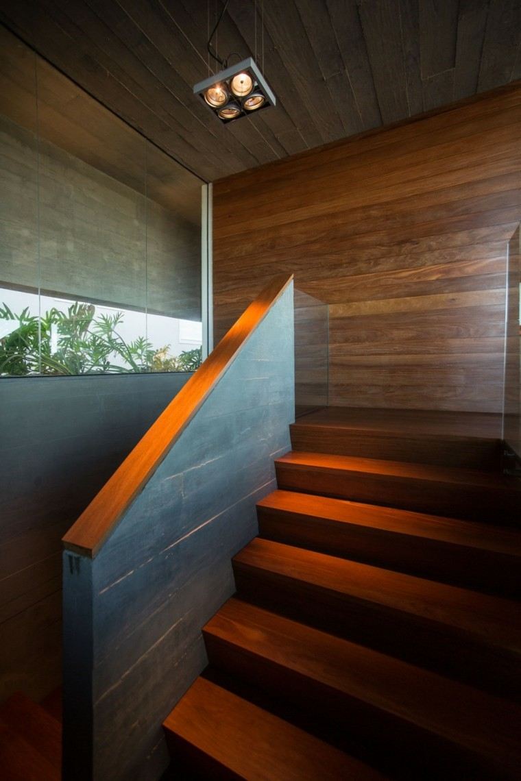 escaleras casa pared madera laminas preciosa ideas