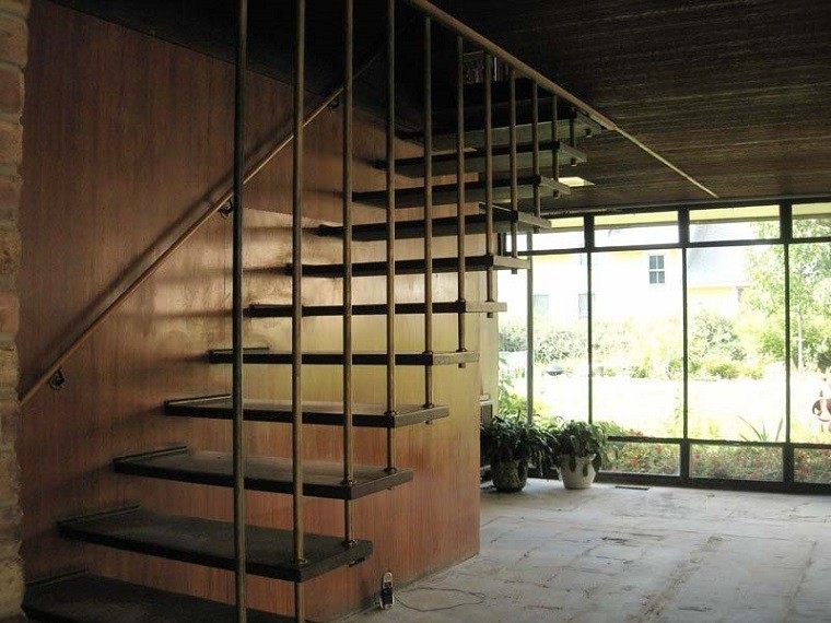 escaleras colgantes diseño moderno