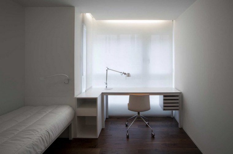 habitacion pequeña minimalista madera lampara