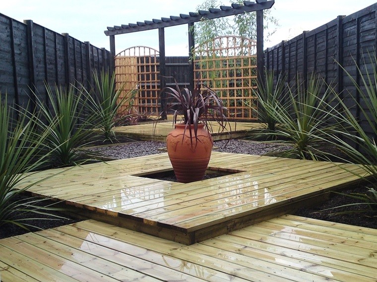 jardin estilo oriental pergola madera