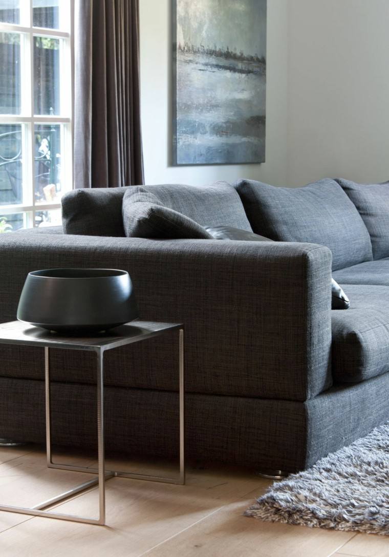 sofa gris oscuro paredes blancas salon moderno ideas