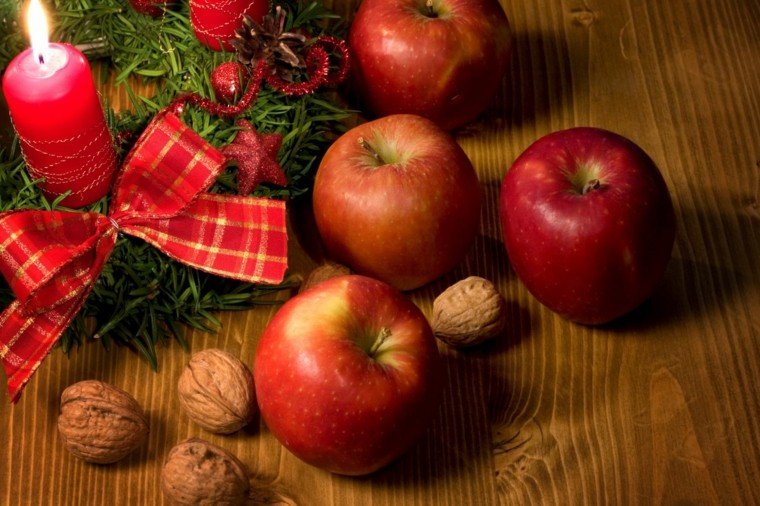 bonita decoracion manzanas rojas