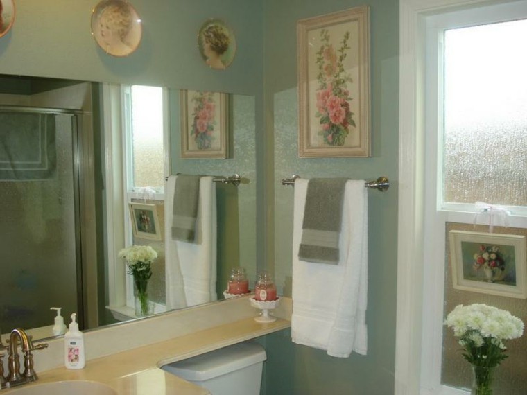 bonito diseño cuarto baño retro