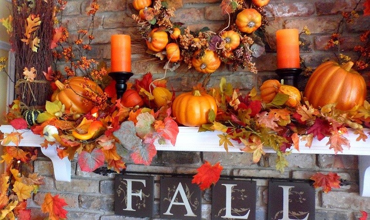 decoracion otoñal para la chimenea de casa chimenea calavazas velas hojas secas arbol decorativas ideas