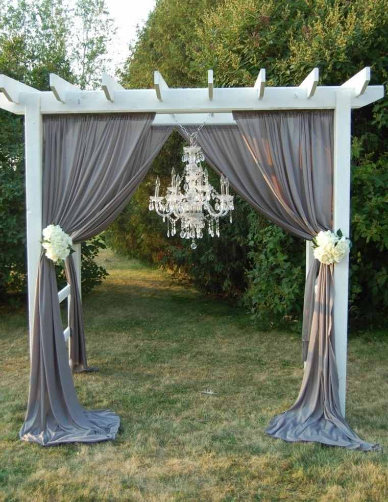 cortina decorado boda cesped flores