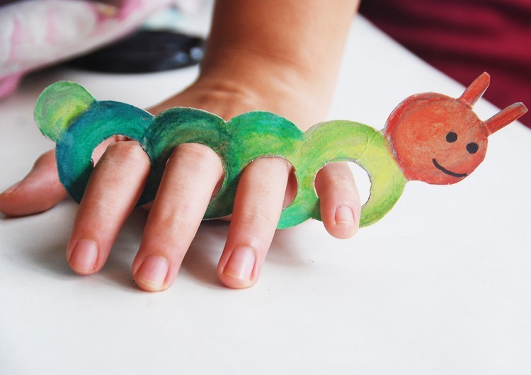 decoracion infantil diseño muñeco gusano juegos