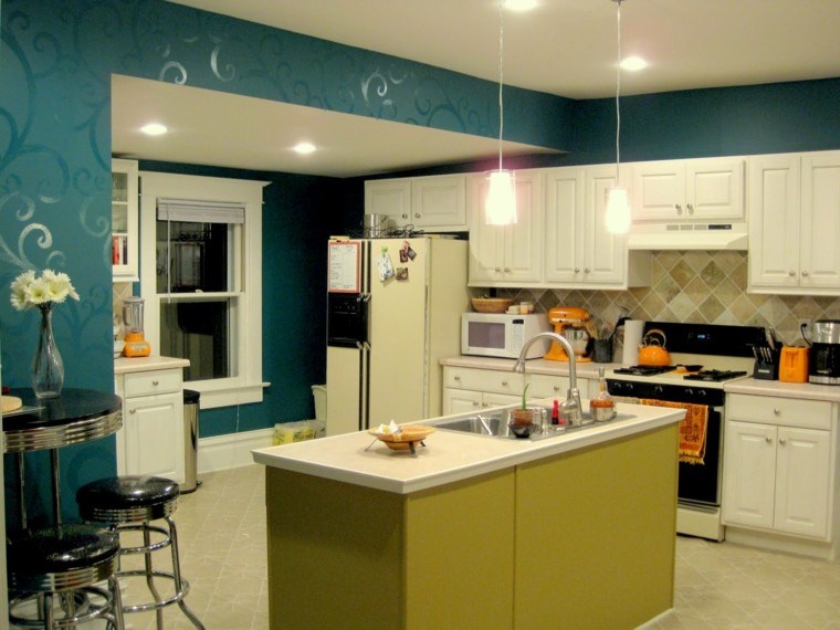 diseño cocina pintada color añil