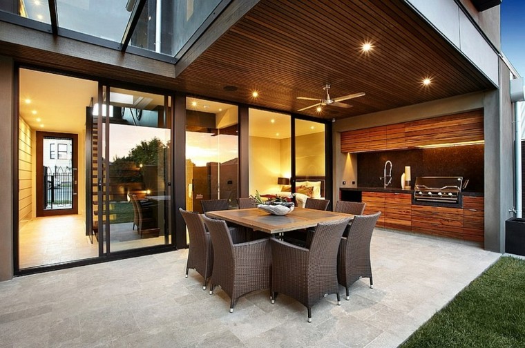 cocina con muebles de madera en el jardín moderno el refugio perfecto verano cocina exterior muebles madera ideas