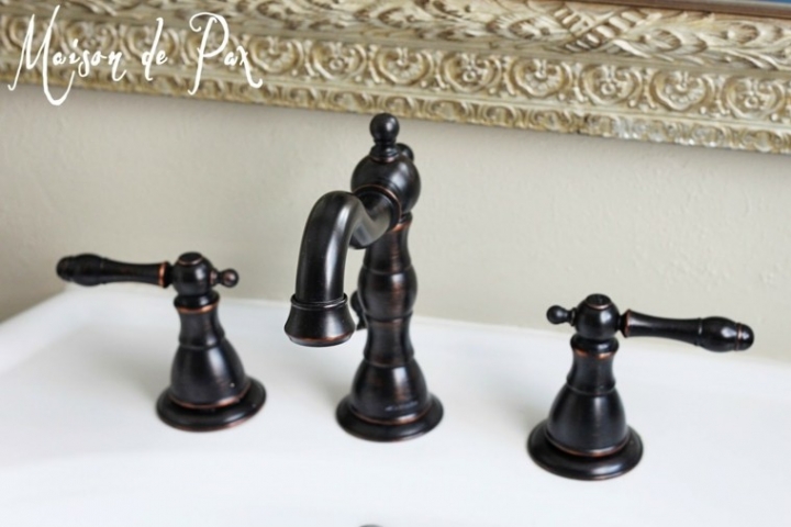 Decorar baños con muebles de baño y accesorios vintage