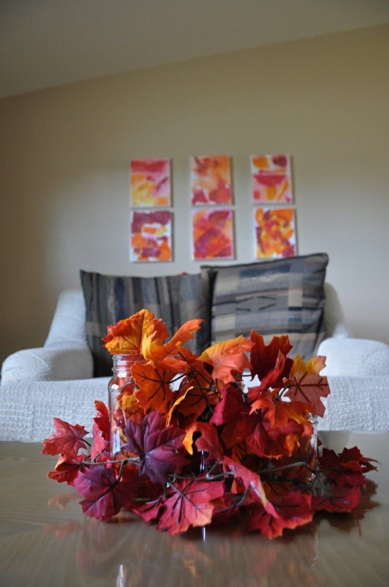 mesa cafe hojas secas arbol decorativas ideas