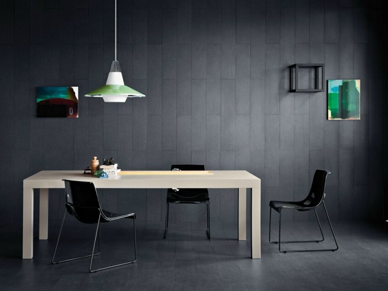 mesa madera comedor sillas negras paredes ideas