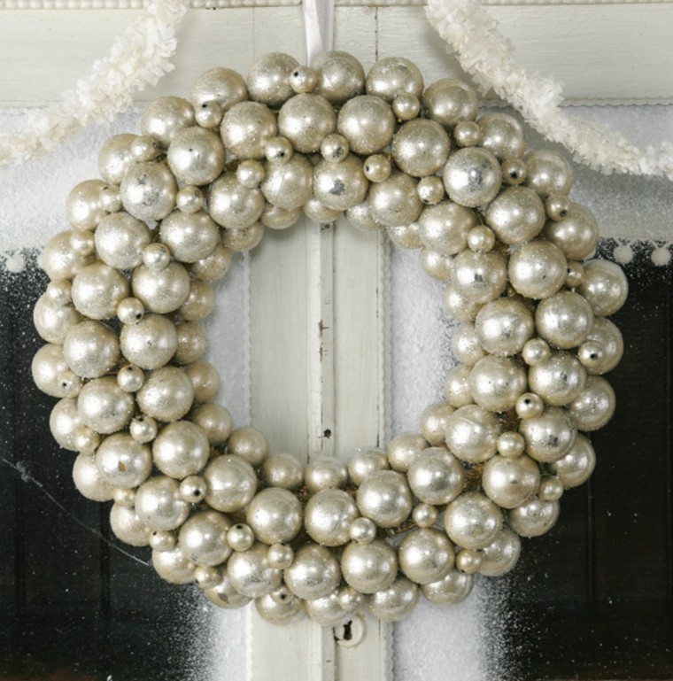 diseño de guirnalda con bolas color perla original diseño guirnalda perlas blancas