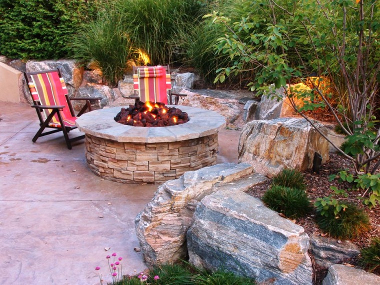 pozo fuego redondo piedra estilo jardin moderno ideas