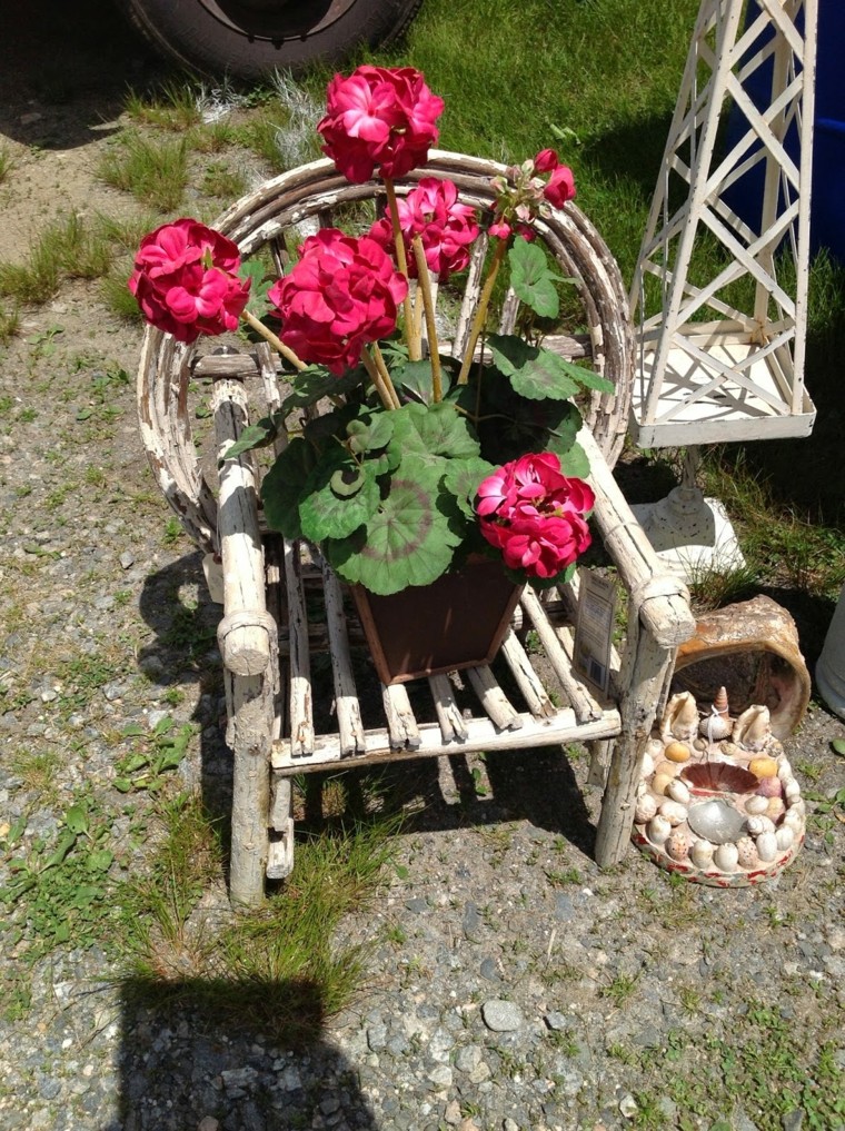 Reciclaje creativo, 50 ideas geniales para un patio diferente.