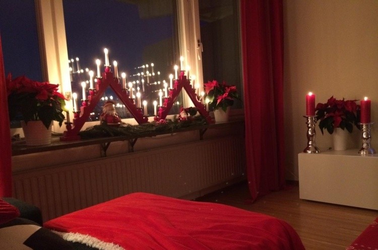 adornos decoracion navideña salon candelabros rojos ideas
