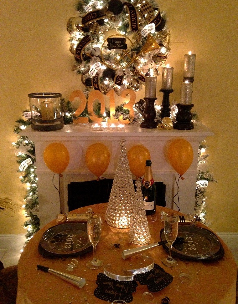 Adornos de navidad negros y oro: 35 ideas elegantes