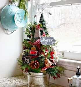 Arboles de navidad decoración de mesa con árbol pequeño