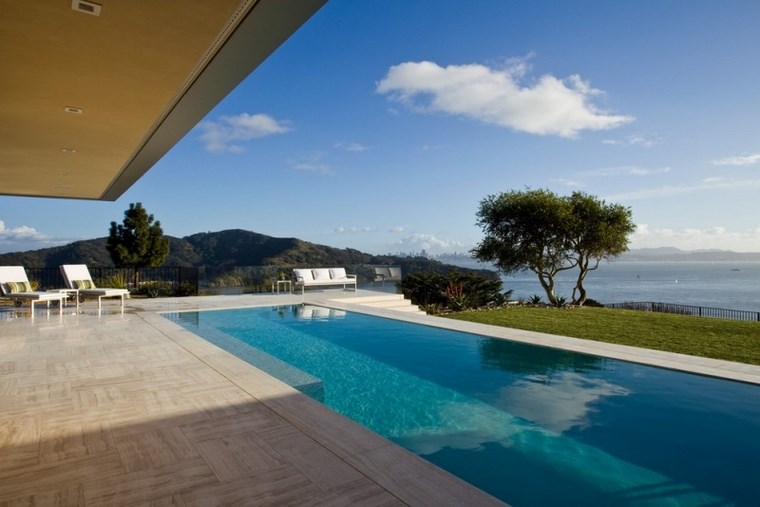 azulejos travertino suelo pared casa moderna piscina jardin ideas