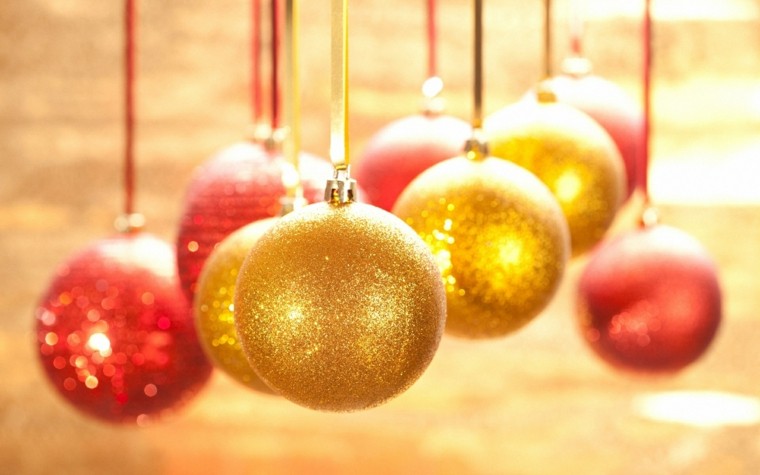 color rojo oro adornos navidad bolas colgando ideas