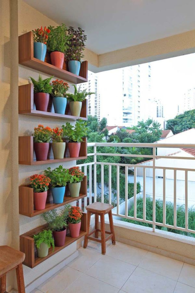 colorido estilo casa decorado vertical macetas