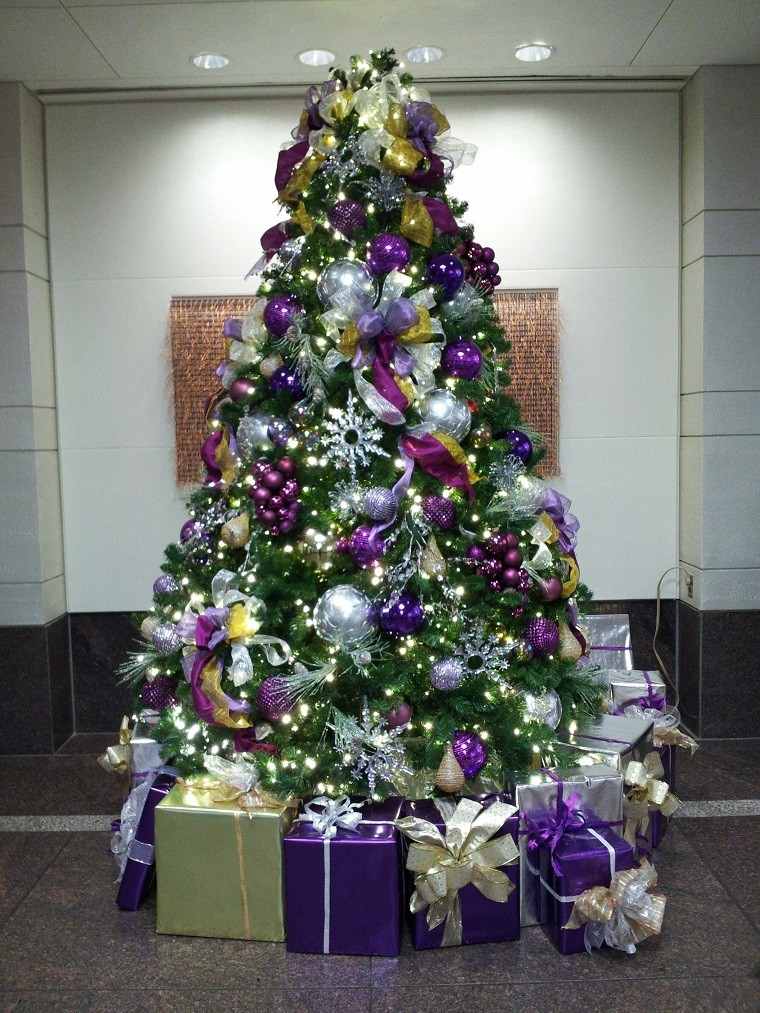decoracion navidad colores vibrantes decorar casa color purpura ideas