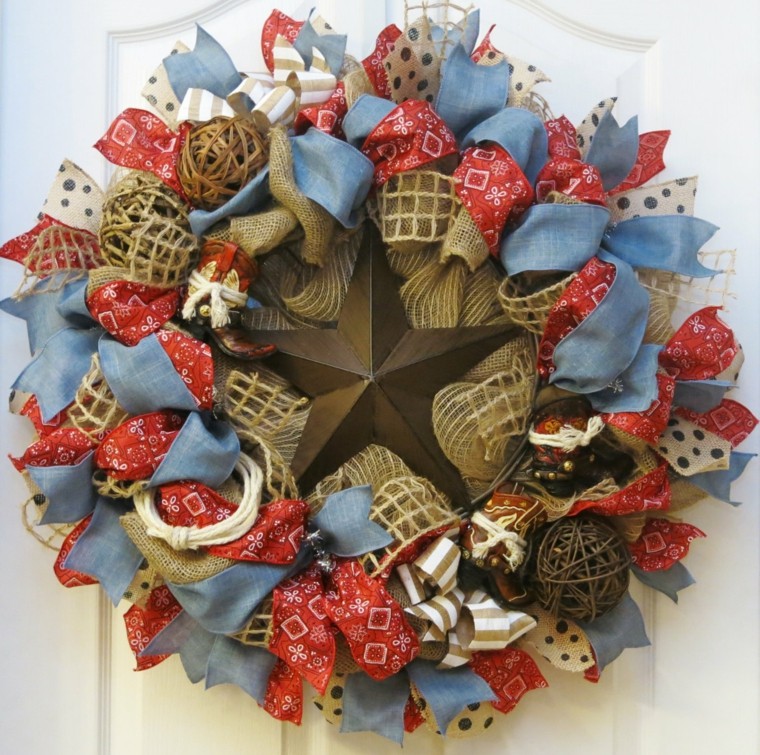 estrellas de navidad decorando casa entrada guirnalda ideas 