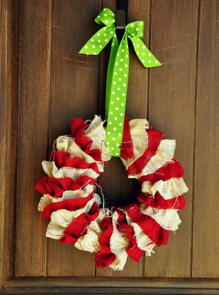 manualidades navidenas decoracion hecha casa guirnalda puerta ideas