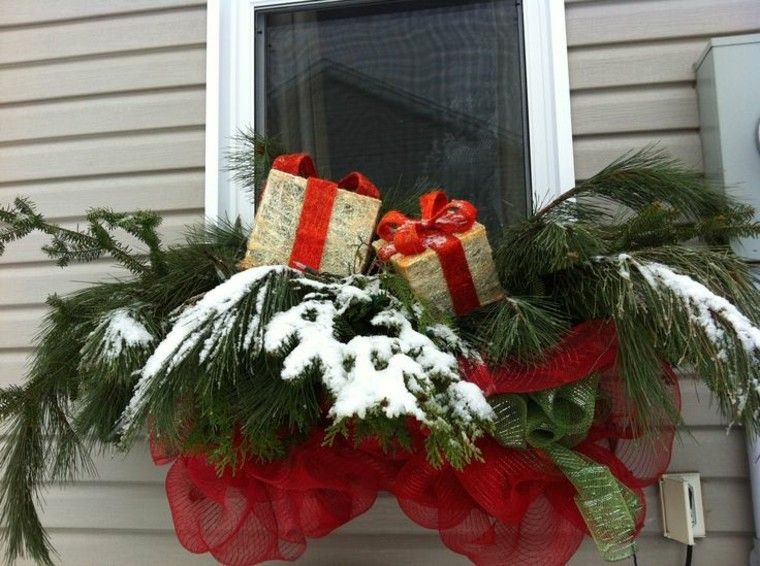 ventana navidades diseño exteriores regalos