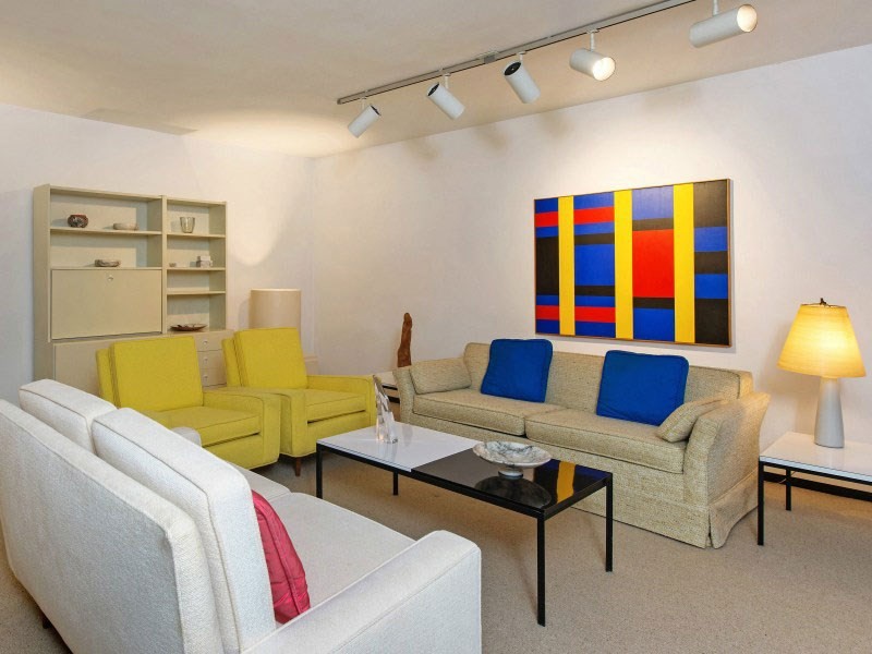 cuadro precioso en el salón moderno Pristine Architectural cuadro muebles colores ideas