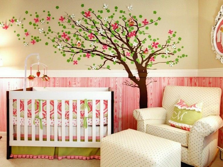 habitaciones de bebe ideas niña colorido bosque unica
