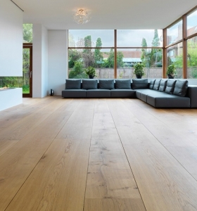 Paredes: 50 opciones de televisores en el salón.