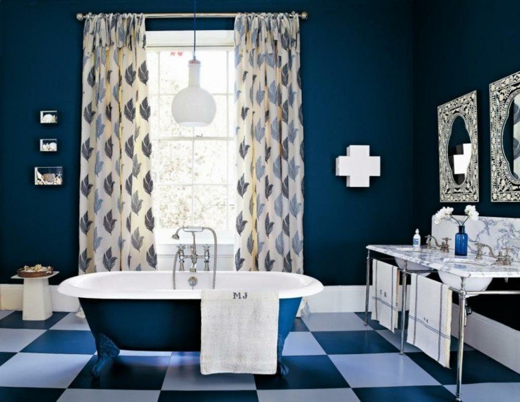 baño estilo retro azul marino