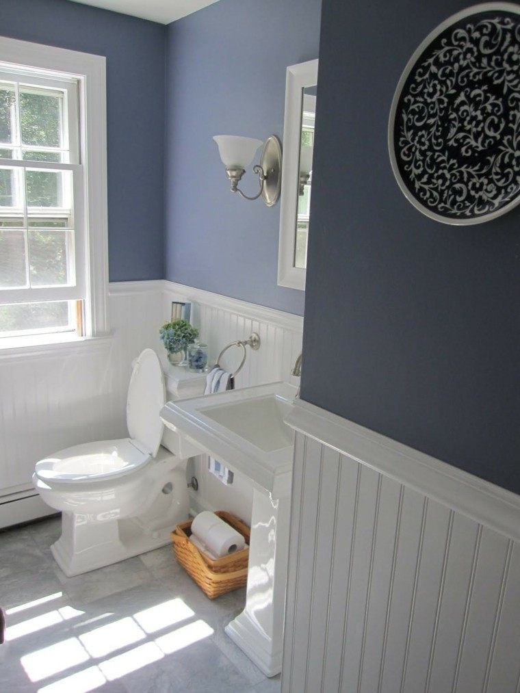 baño estilo retro azul lavanda