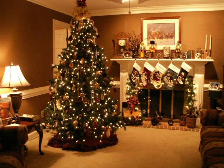 bonita decoración salón navideño