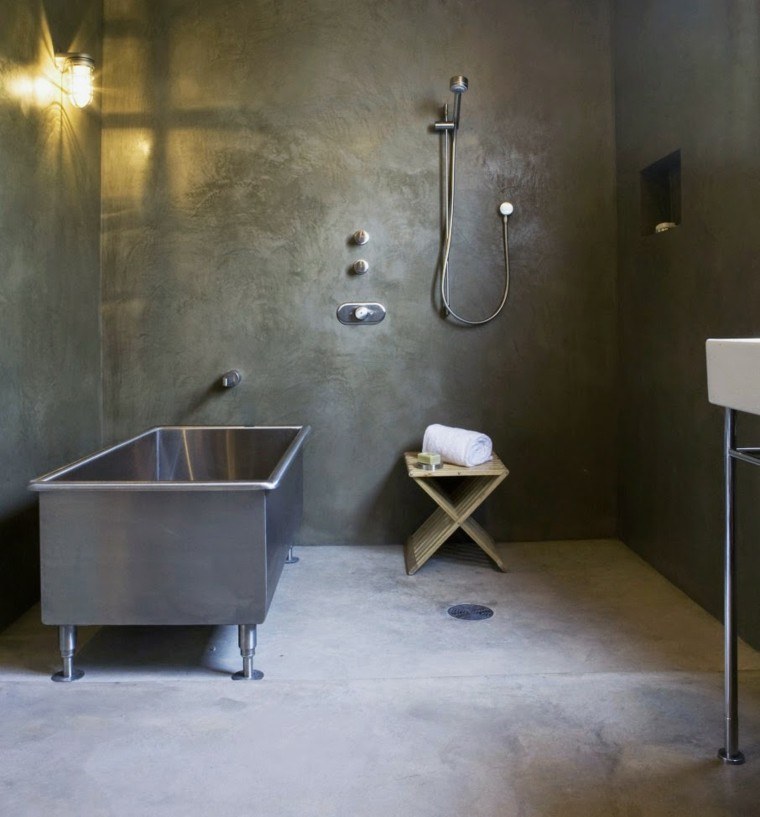 cuarto baño cemento color gris