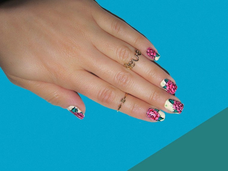 ideas de uñas con estampas florales al estilo vintage diseno unas diseno vintage ideas