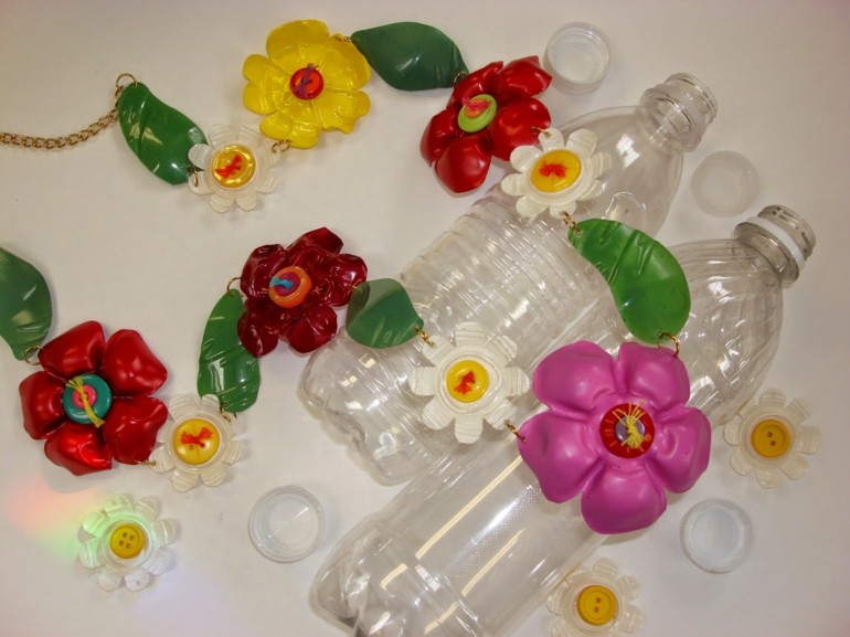 diseños adornos botellas plastico colores