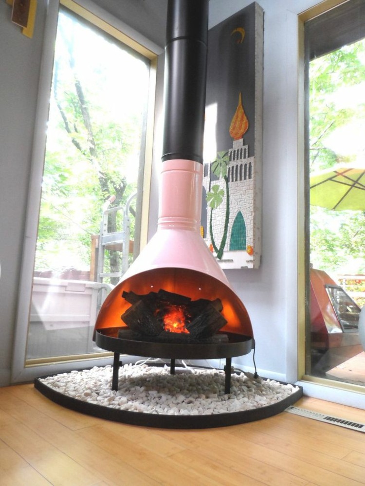 Nuevo estilo con chimeneas independientes y llamativas.