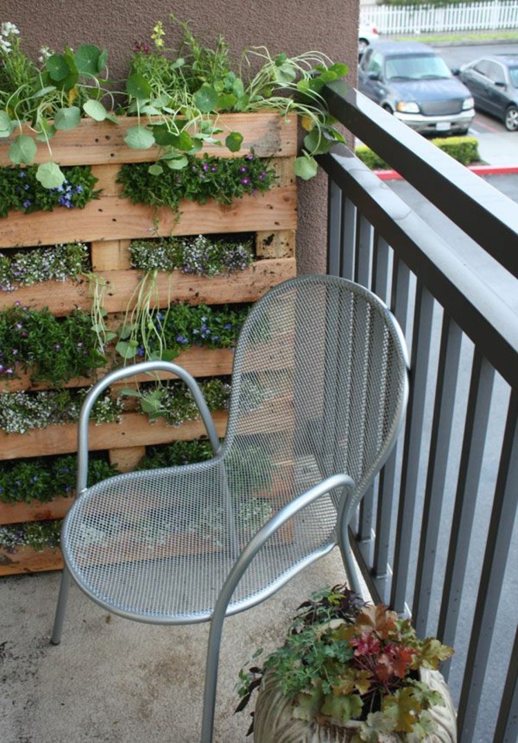 palets mobiliario creativo jardin metales