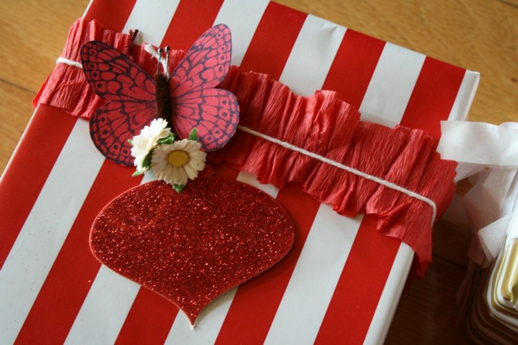 regalo original listas corazones rayas