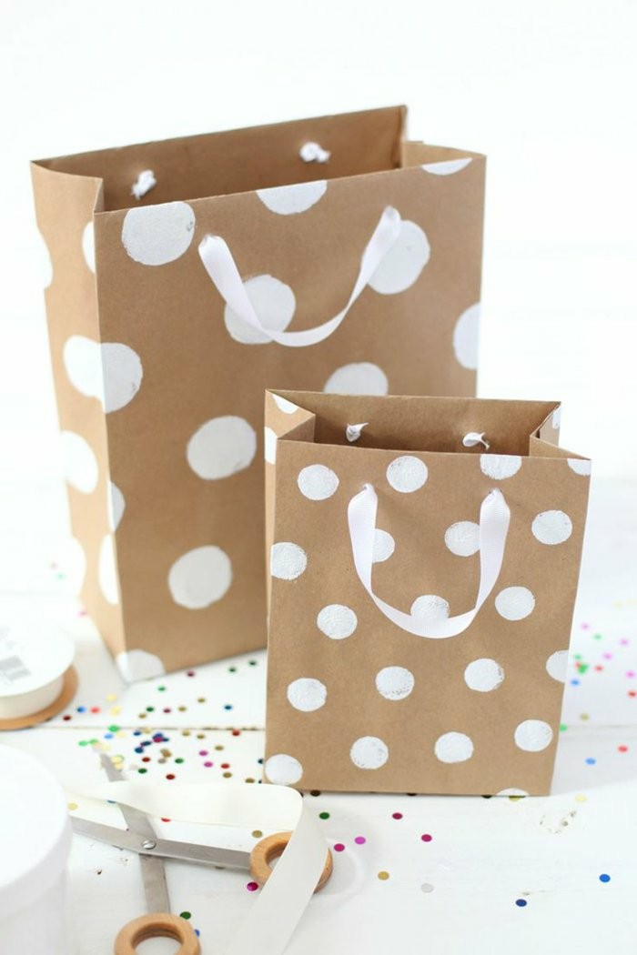 regalos personalizasdos bolasa regalo puntos blancos ideas