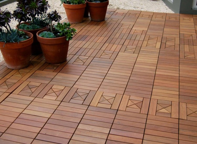 Suelos de madera: 50 ideas para el balcón