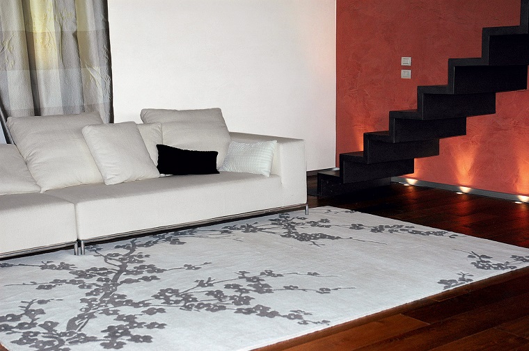 alfombra moderna estampa flores blancas ideas